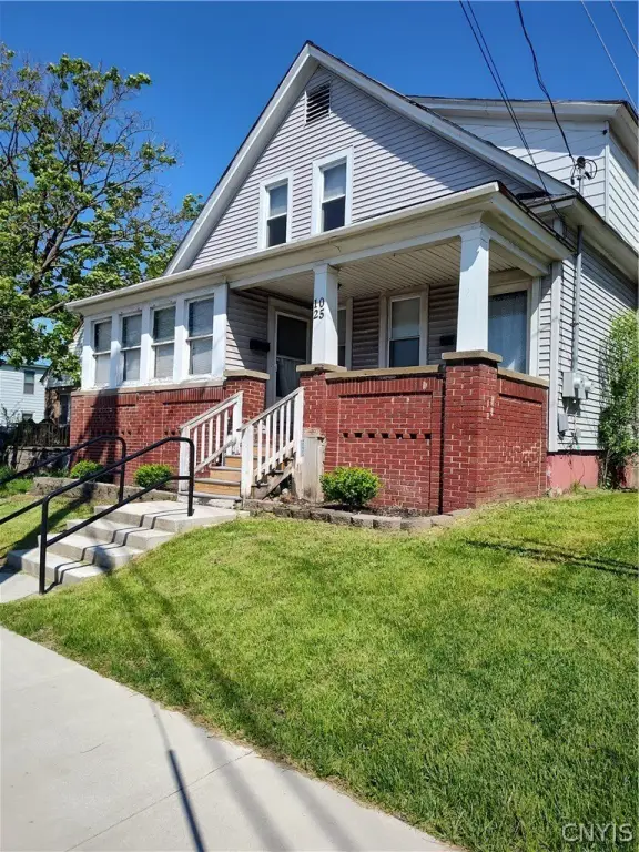 Picture 3