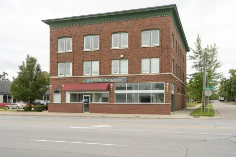 Grand Rapids Commercial Building ForRent
