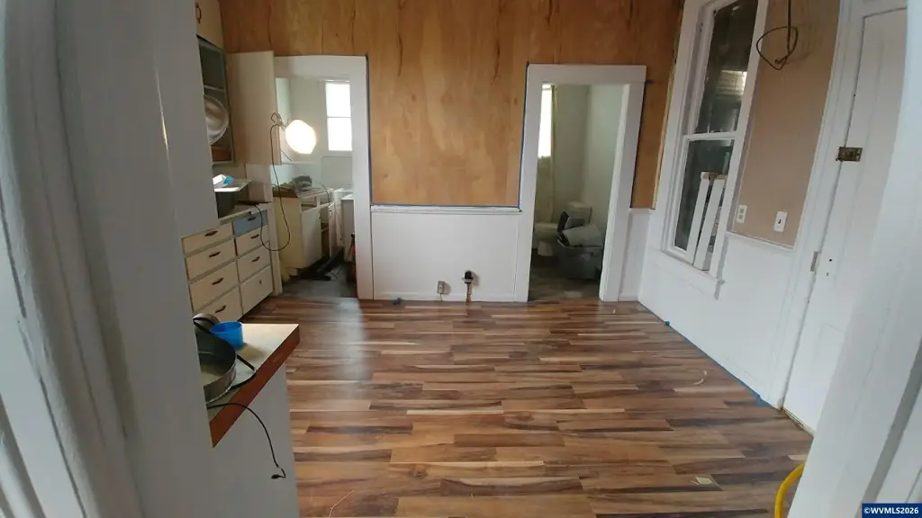 Picture 12