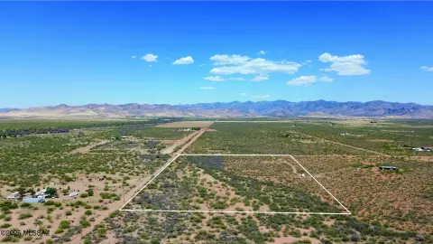 20 Acres in Pearce, Arizona
