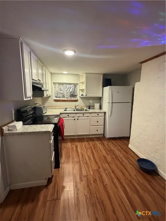 Picture 4