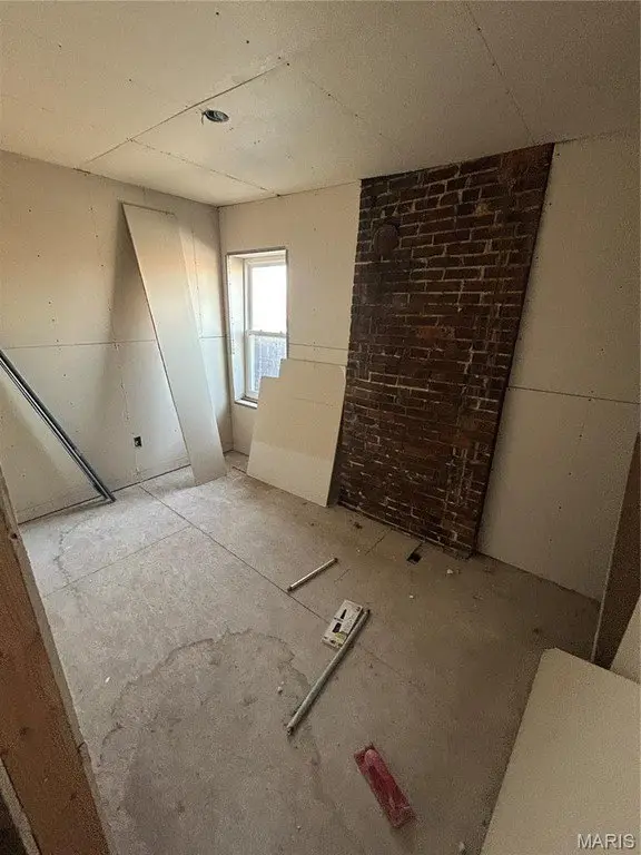 Picture 30