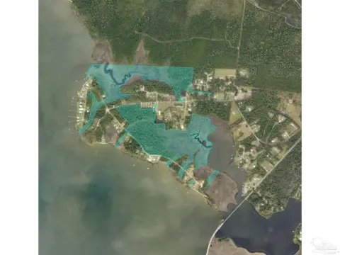 Lush Acreage in Milton, Florida