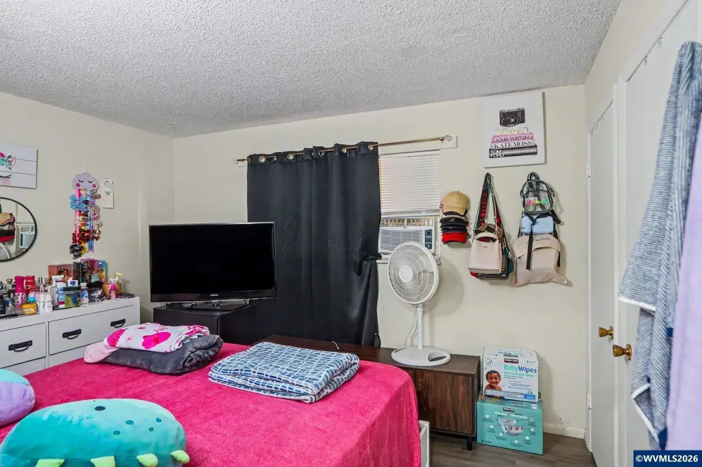 Picture 12