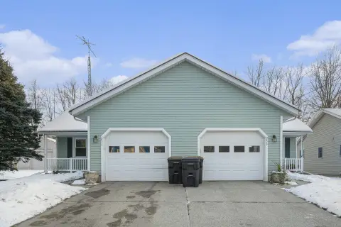 Versatile Duplex Investment Opportunity