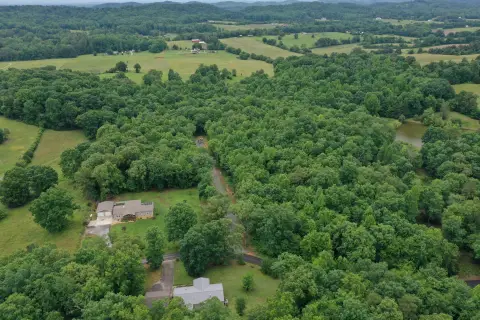 Land in Scenic Athens, Tennessee