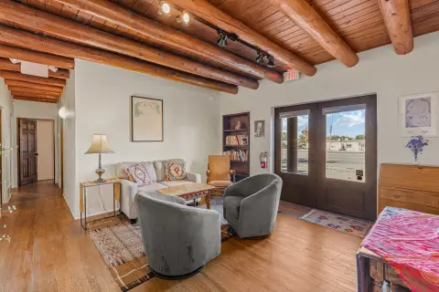 Renovated Commercial Property with Courtyard