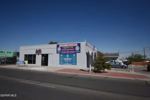 Retail Space on Dyer Street