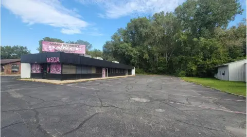 Retail Space in Ionia, MI