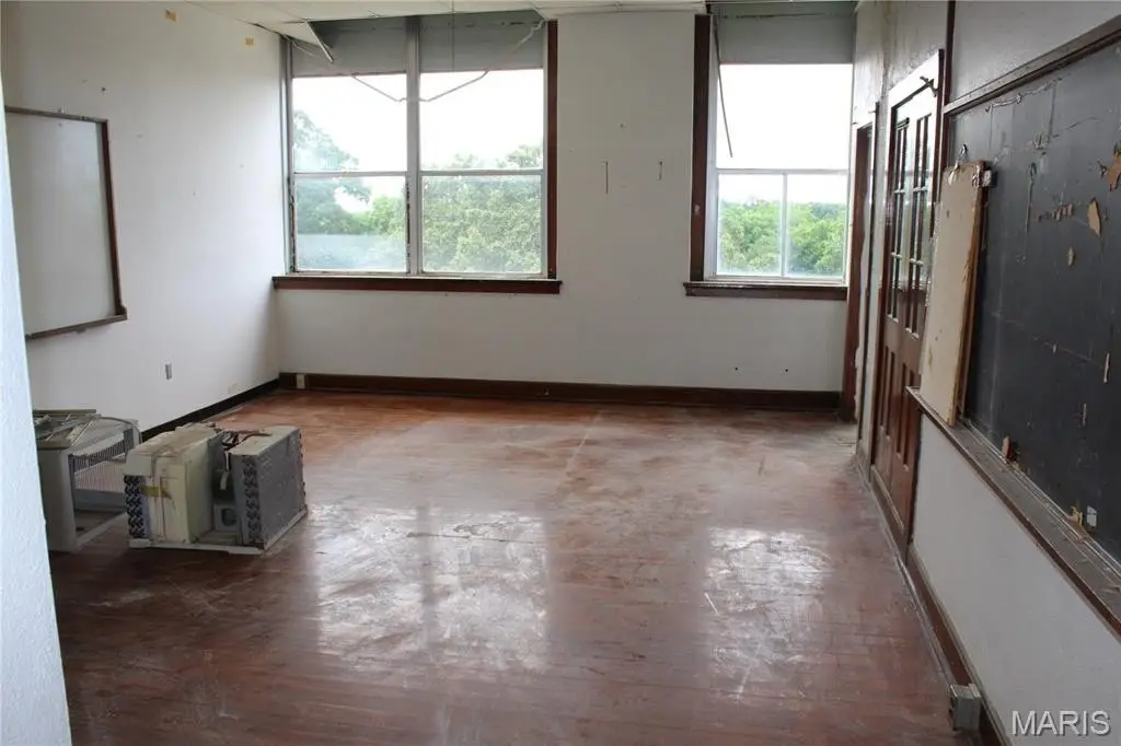 Picture 16