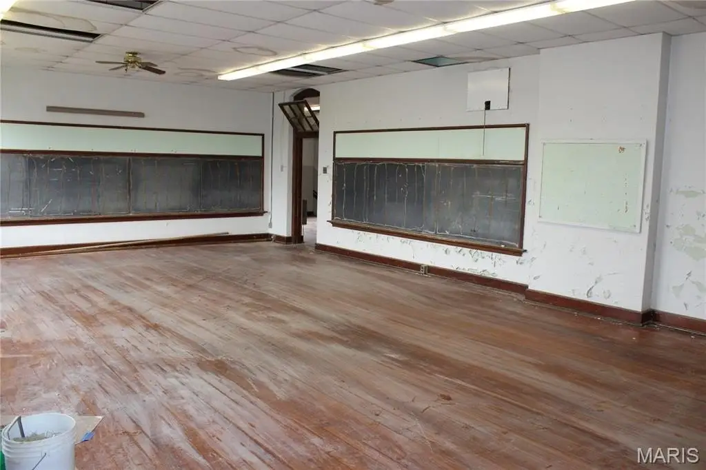 Picture 30