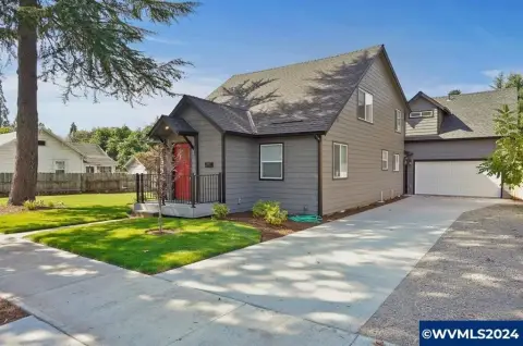 Remodeled Duplex on Double Lot