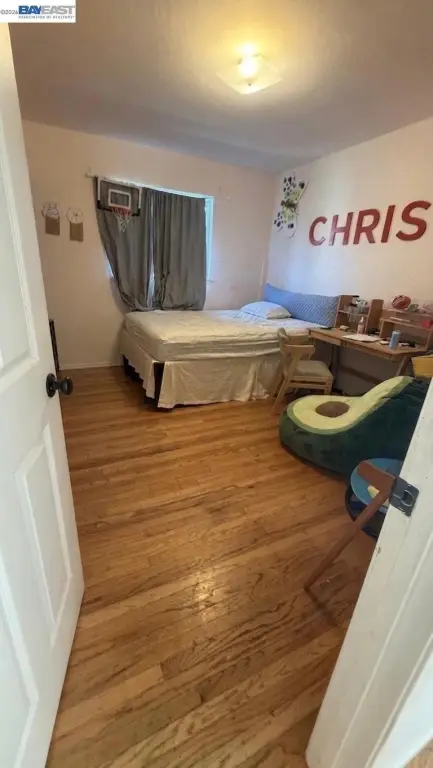 Picture 11