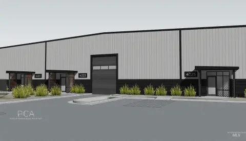 Executive Hangar with Airport Access