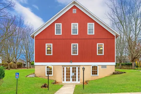 Amagansett Commercial Space For Lease