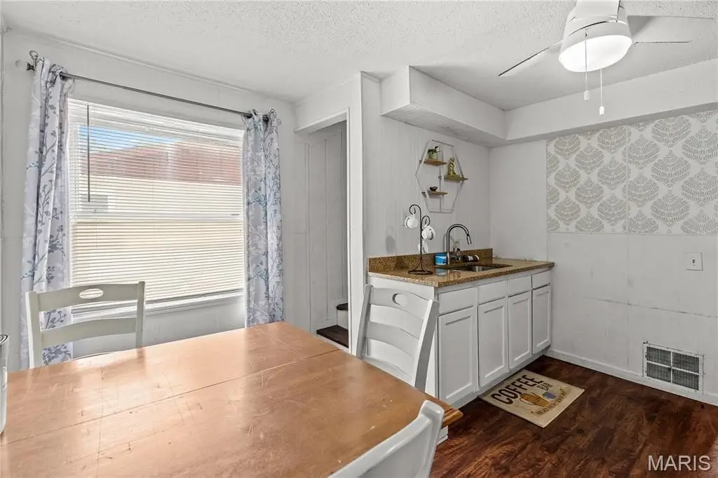 Picture 28