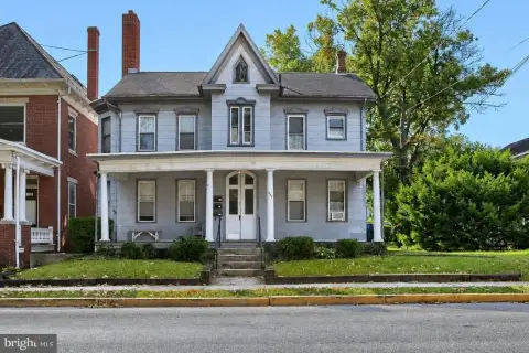 Renovated Triplex with Outdoor Spaces