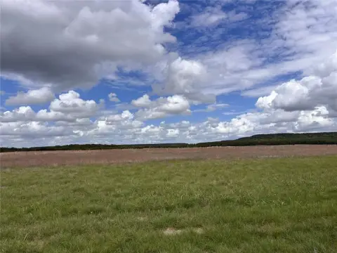 Unrestricted Ranch Land in Iredell