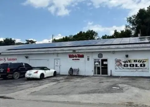 Retail Pawn Shop with Loading Dock