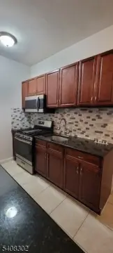 Renovated Multi-Family in Newark City