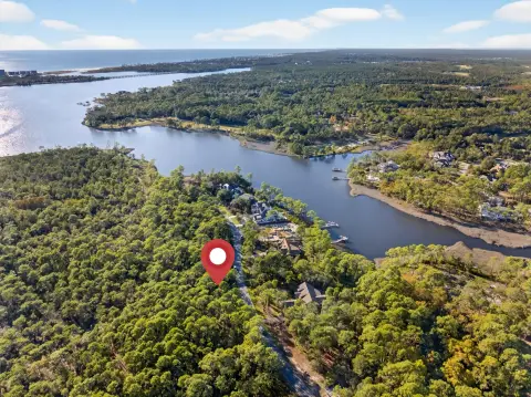 Spacious Homesite in Wild Heron