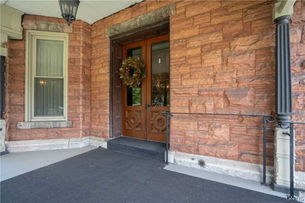 Picture 3