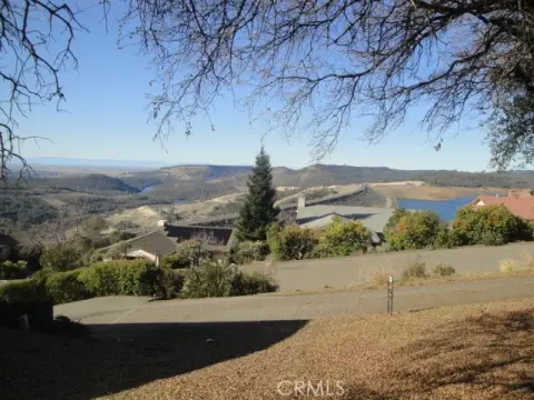Oroville Land with Prime Views