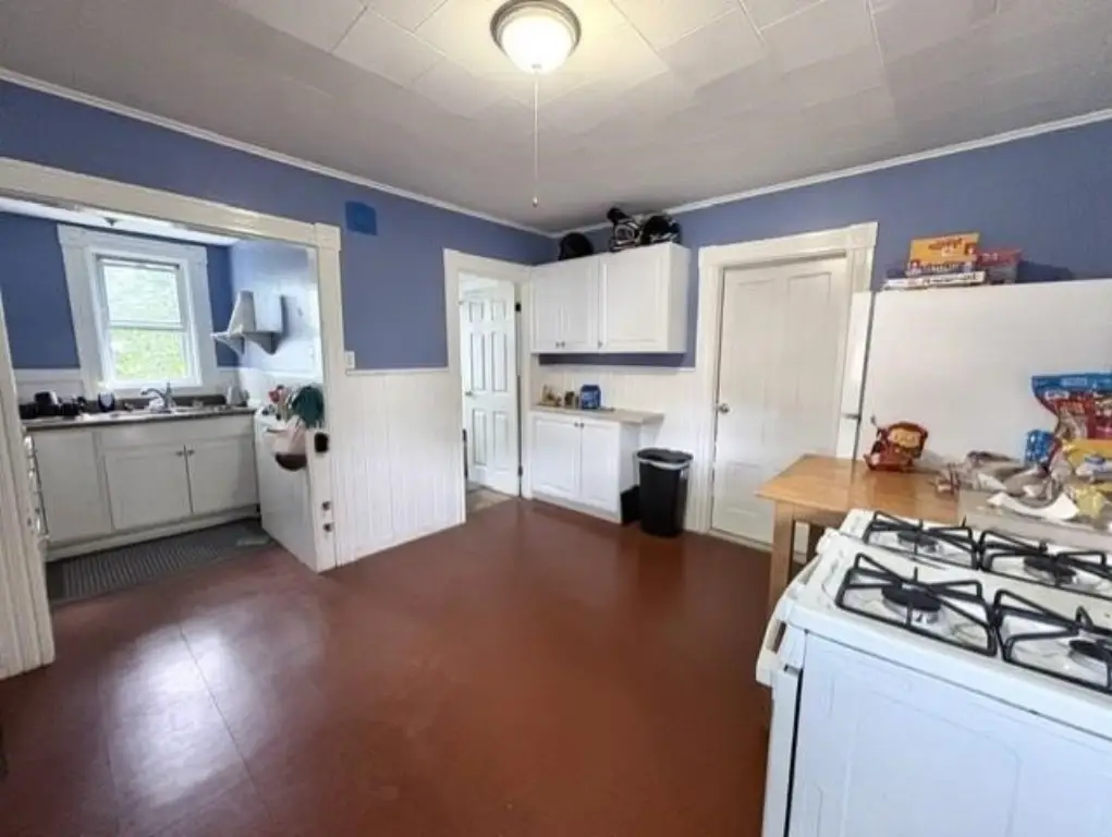 Picture 10