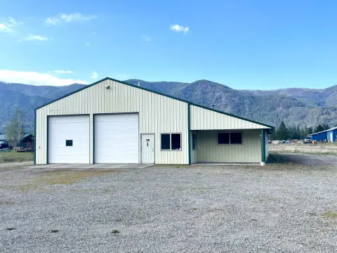 Flex Space with Overhead Doors