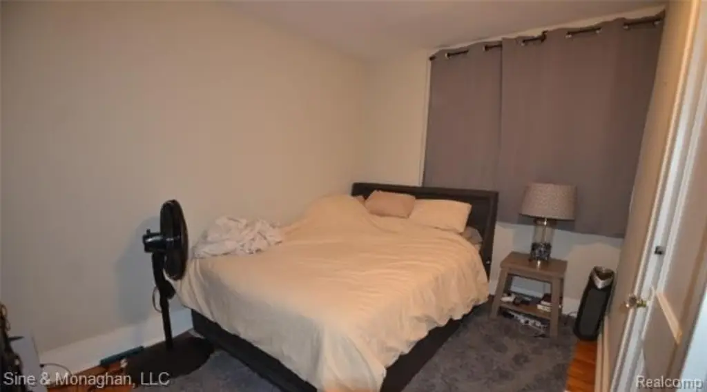 Picture 19