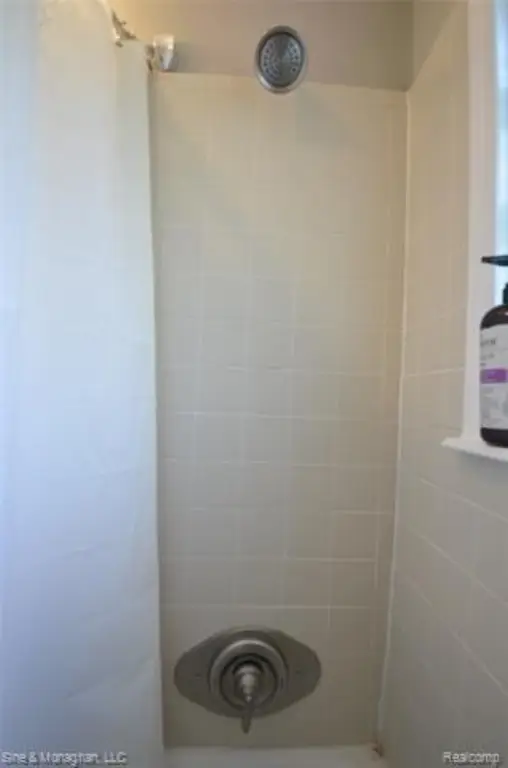 Picture 30