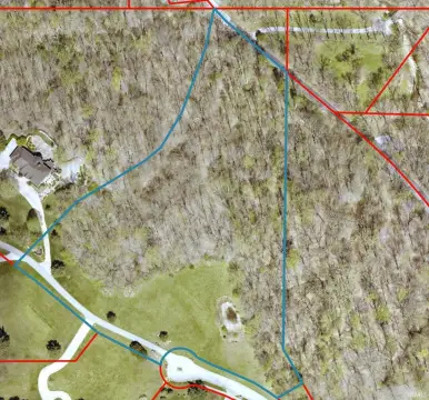 Residential Land in Premier Neighborhood