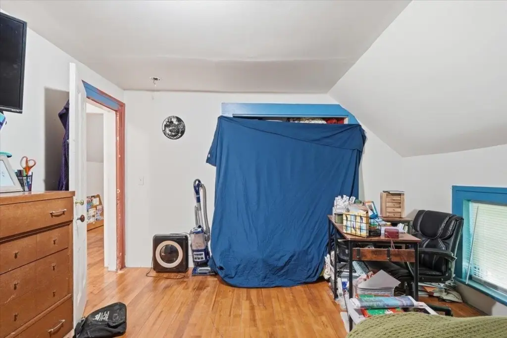 Picture 18