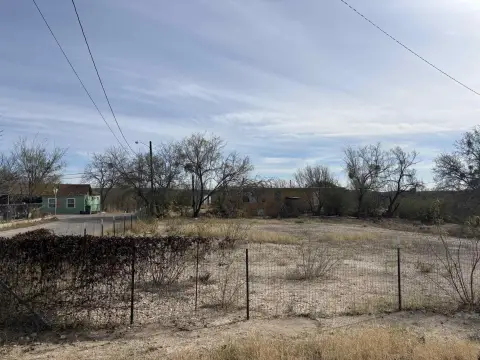 Residential Lot in Del Rio