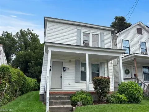 Two-Unit Waterfront Duplex