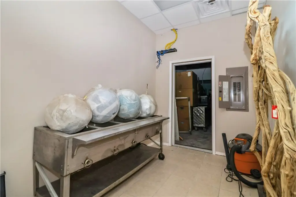Picture 16