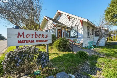 Established Health Food Grocery