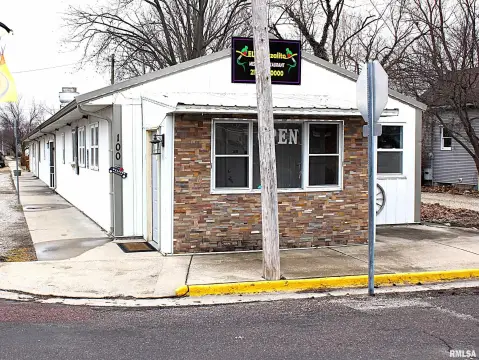 Divernon Commercial Building For Sale