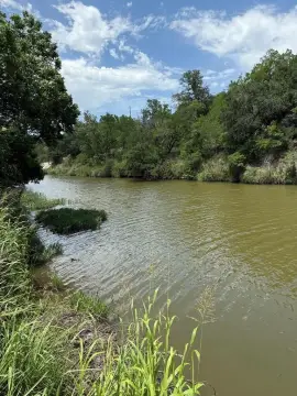 Fredericksburg Ranch Land on River