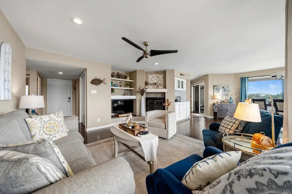 Picture 10