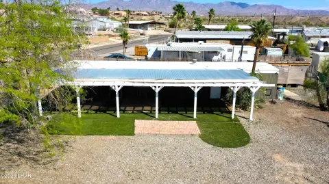 Commercial Land on London Bridge