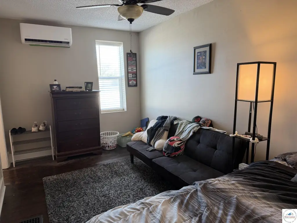 Picture 44