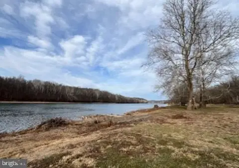 Riverfront Lot in Falling Waters