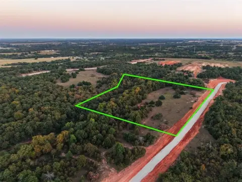 8.4 Acre Homesite in McLoud