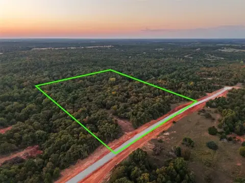 Large Treed Homesite Near McLoud