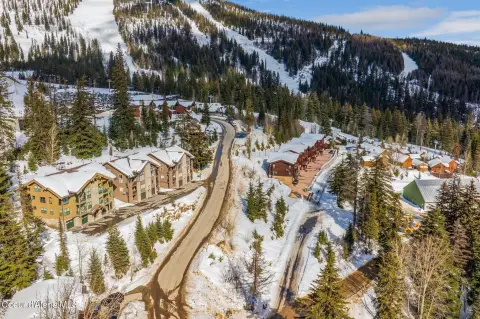 Sandpoint Land with Ski Access