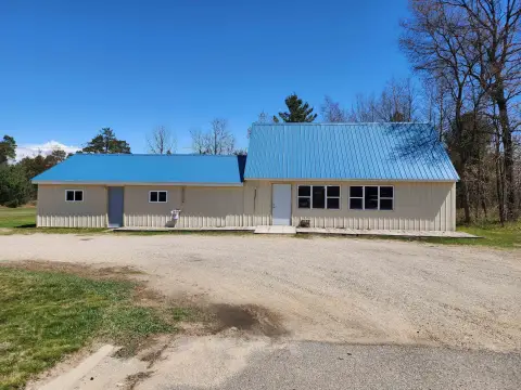 Open-Concept Storefront Building