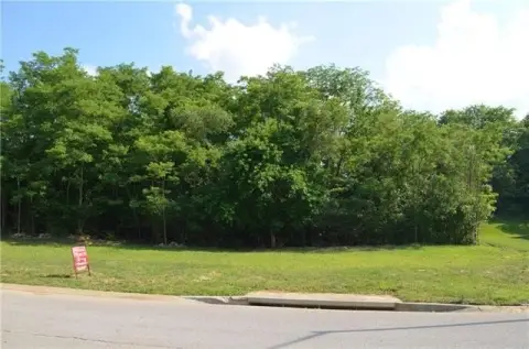 Residential Land in Gladstone, Missouri
