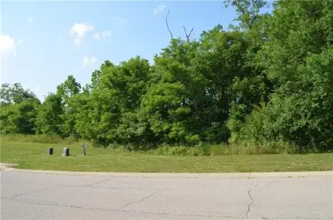 Residential Land in Gladstone, Missouri
