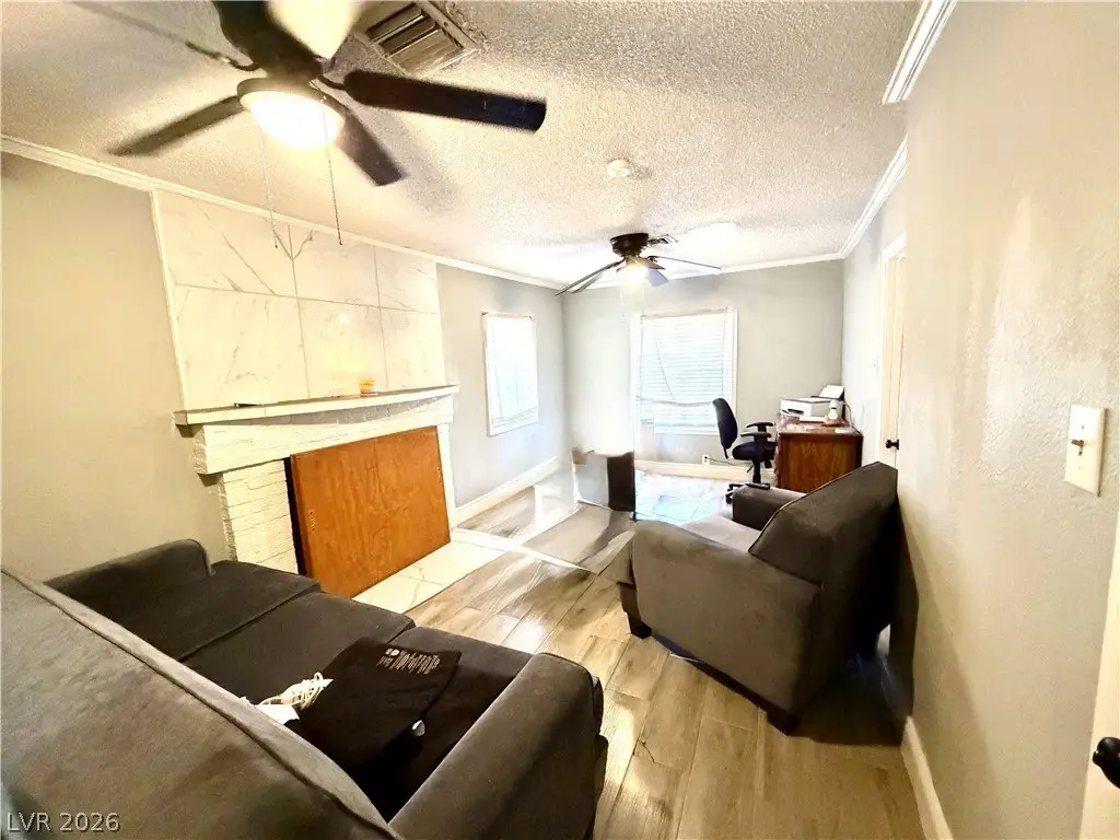 Picture 14